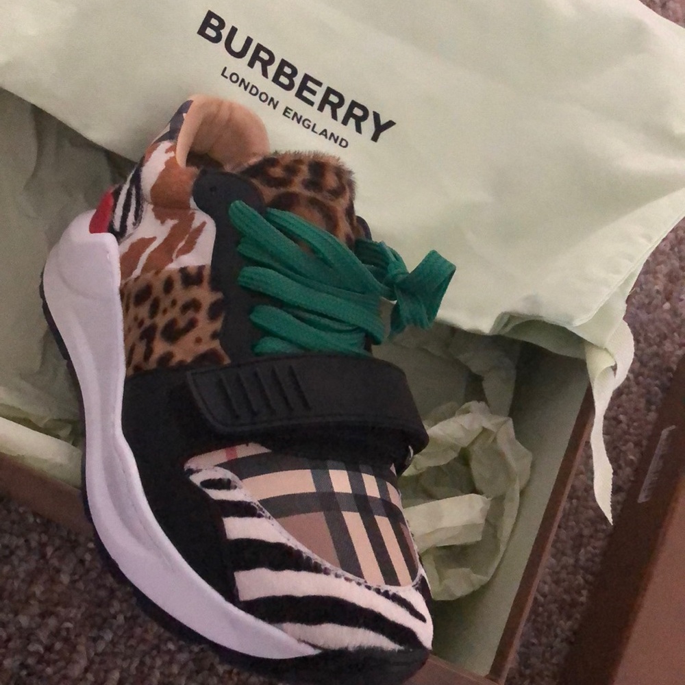 Burberry Shoes